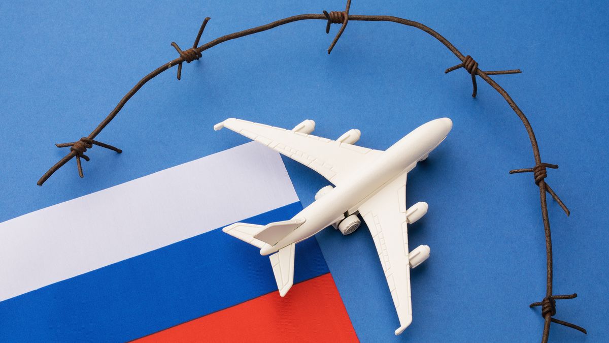 Železná opona nad Ruskem: Ztrácejí aerolinky i největší cestovka